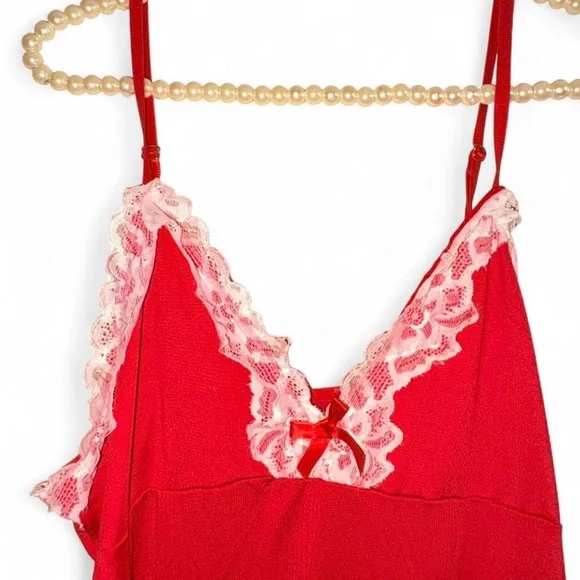 Red Lace-Trim Slip: Size M - Unbranded - Picture 4 of 6